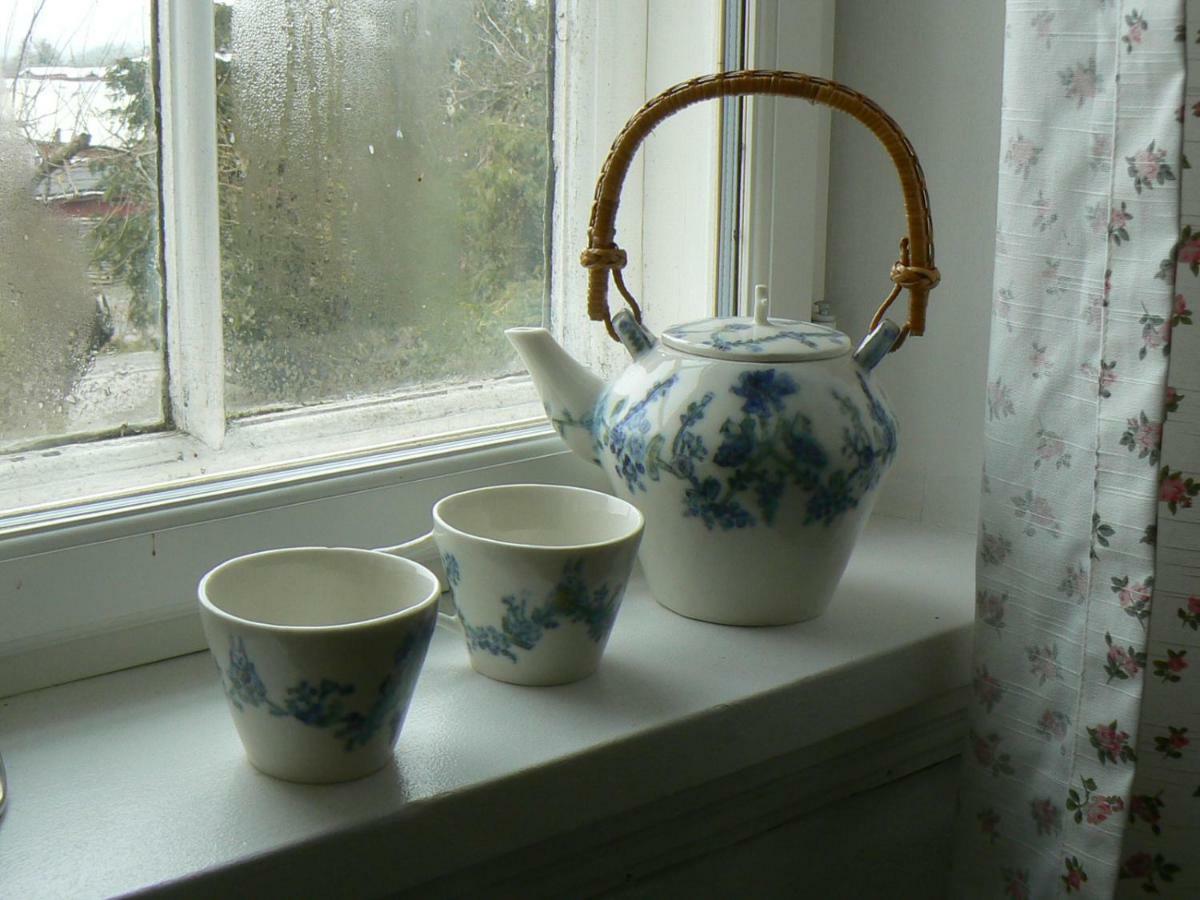 Aakirkeby Bed And Breakfast Экстерьер фото